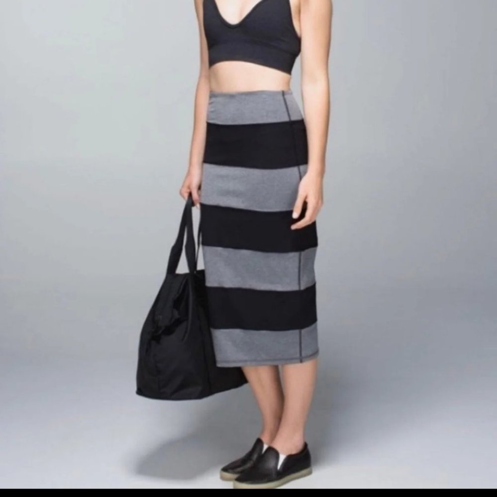 Lululemon Yoga Over Midi Stretch Skirt